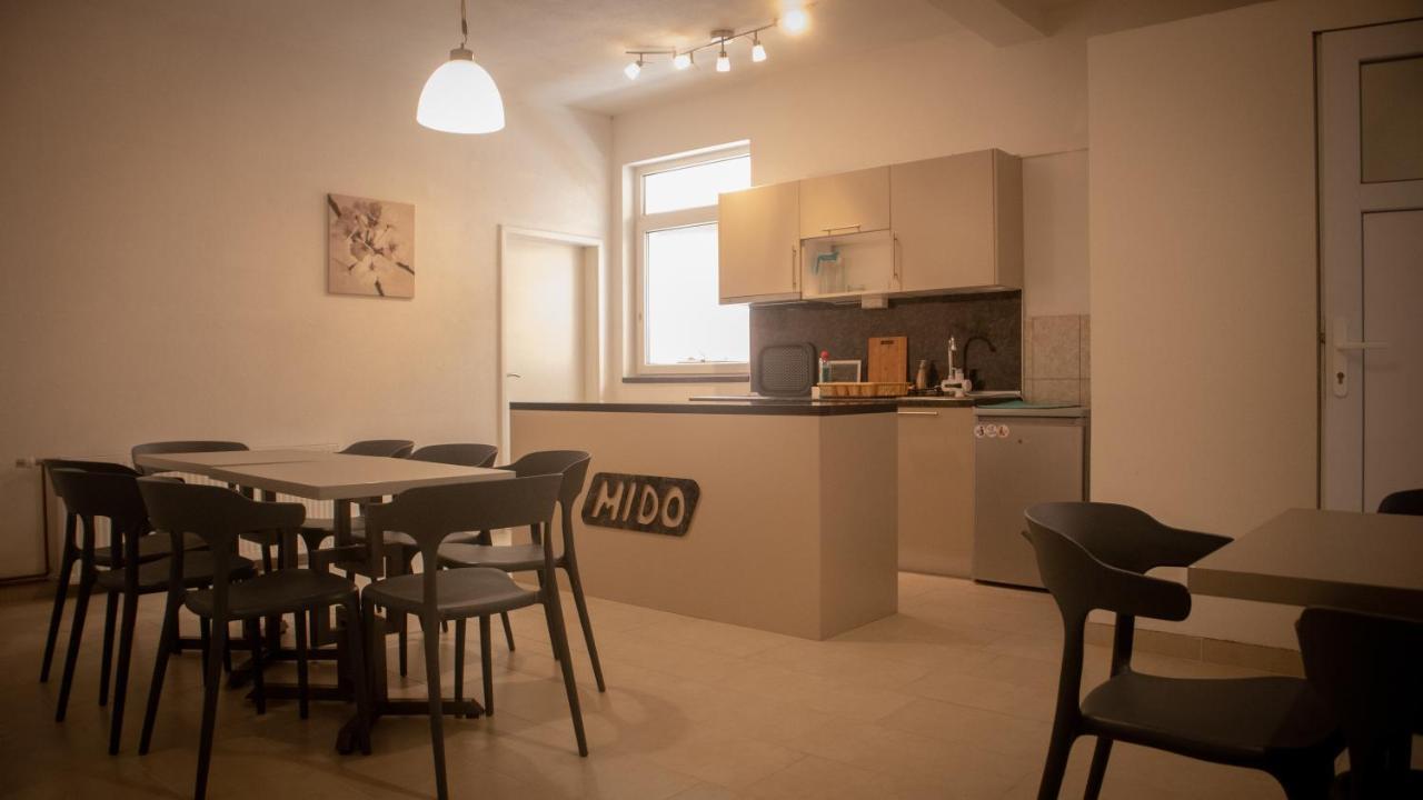 Apartments&Rooms Mido Visoko Extérieur photo