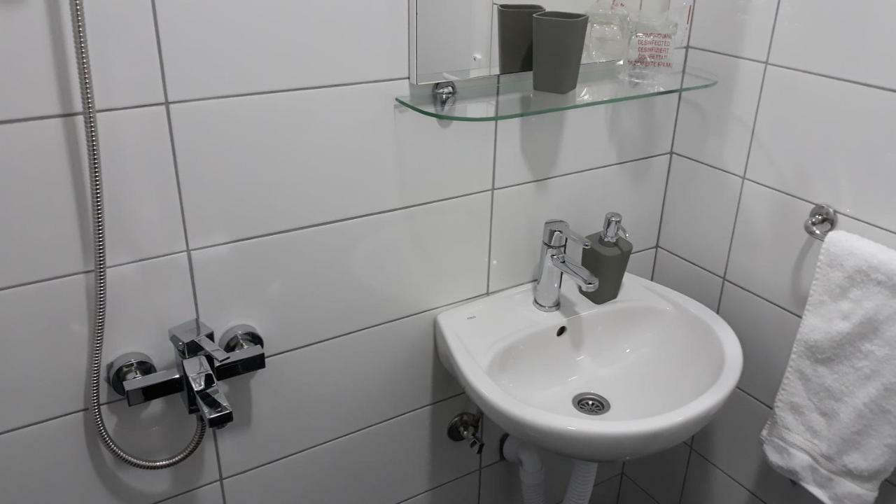 Apartments&Rooms Mido Visoko Extérieur photo