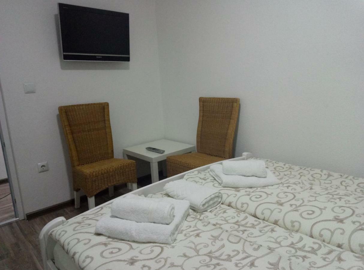 Apartments&Rooms Mido Visoko Extérieur photo