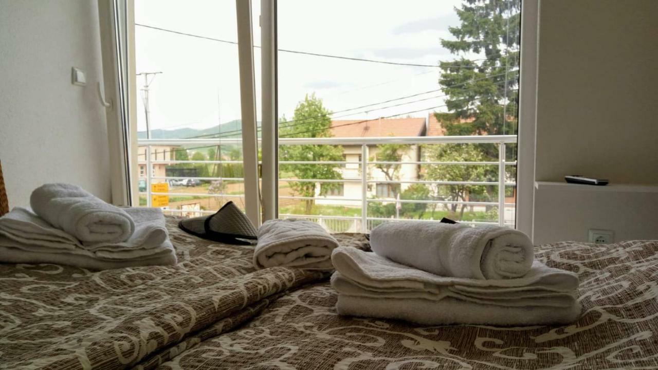 Apartments&Rooms Mido Visoko Extérieur photo