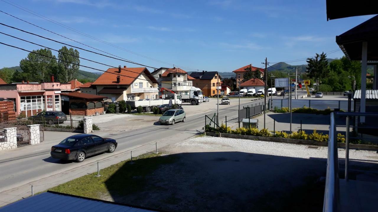 Apartments&Rooms Mido Visoko Extérieur photo