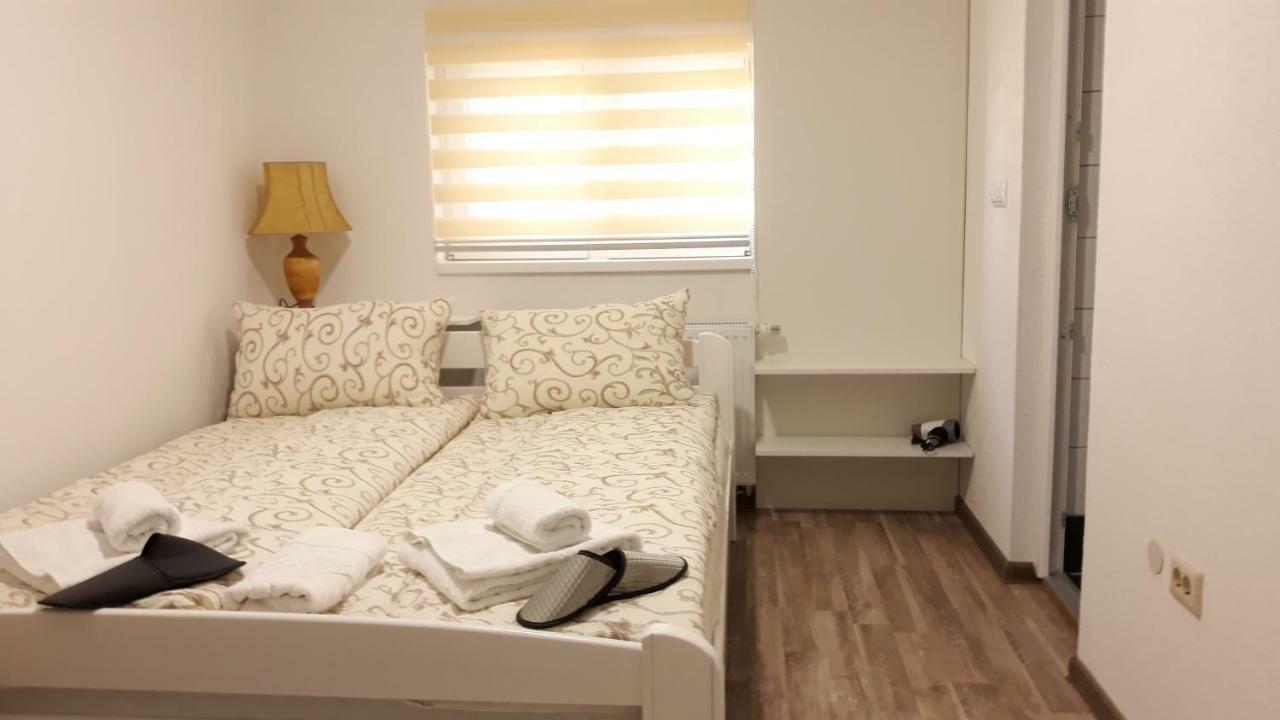 Apartments&Rooms Mido Visoko Extérieur photo