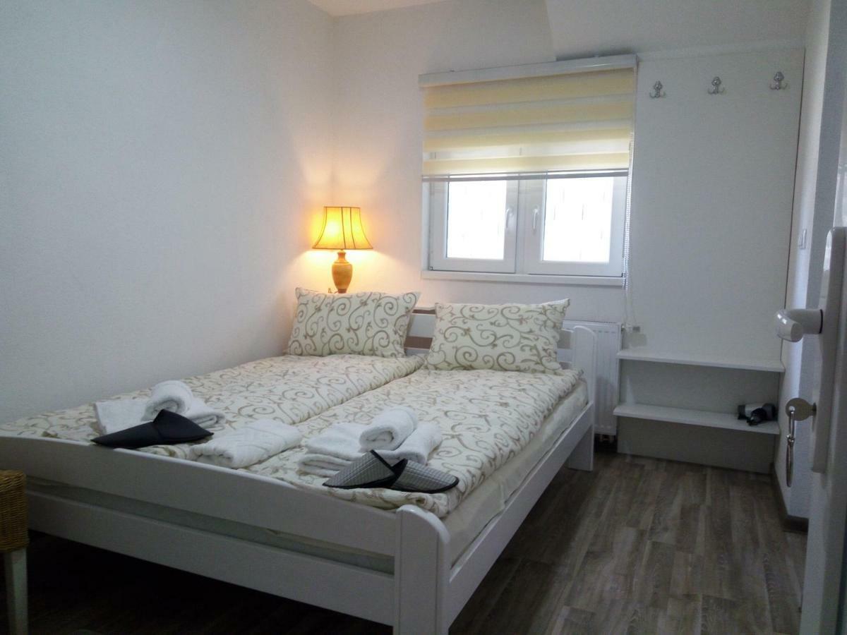 Apartments&Rooms Mido Visoko Extérieur photo